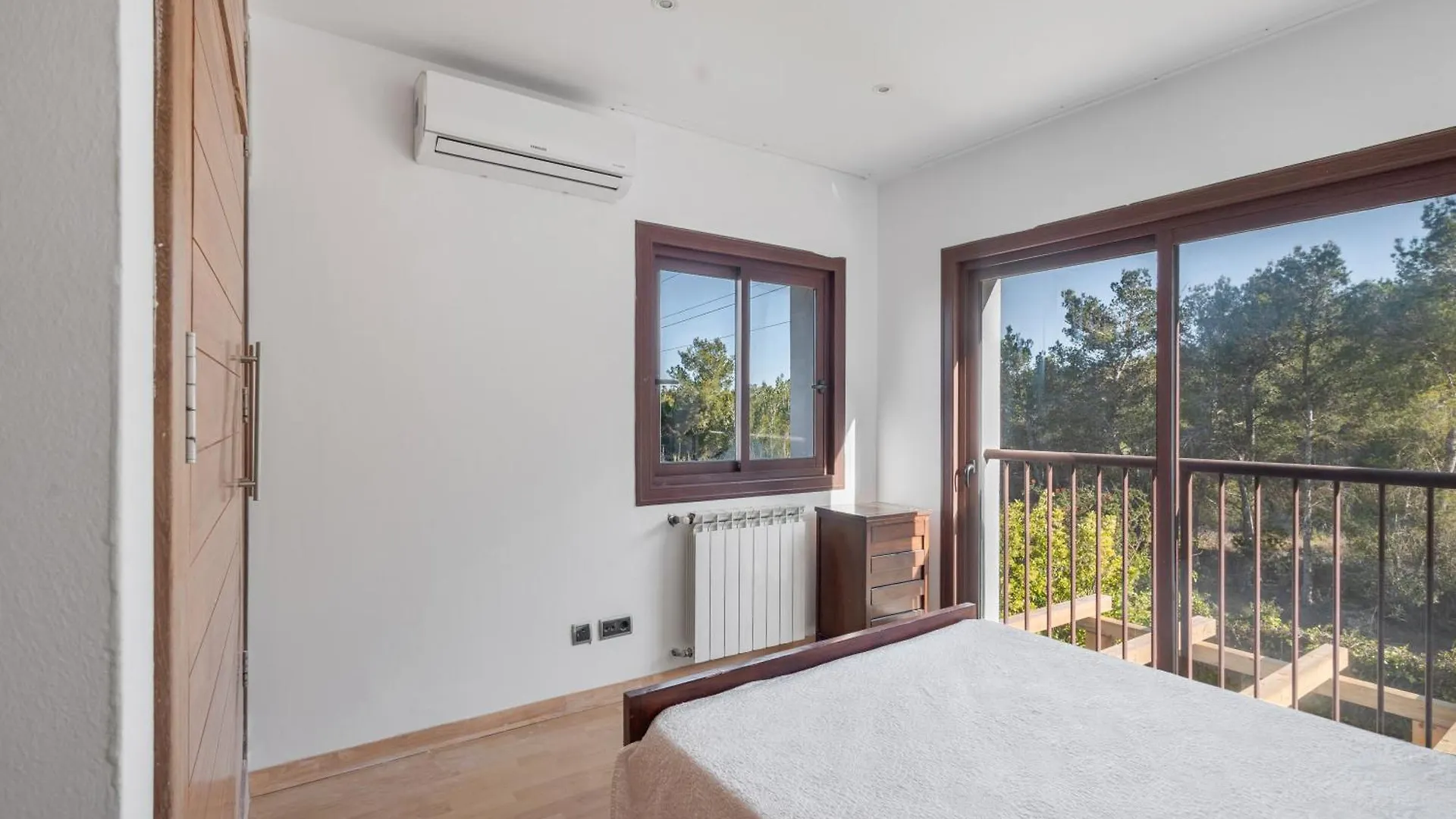 Villa Retreats Санта-Эулалия-дель-Рио