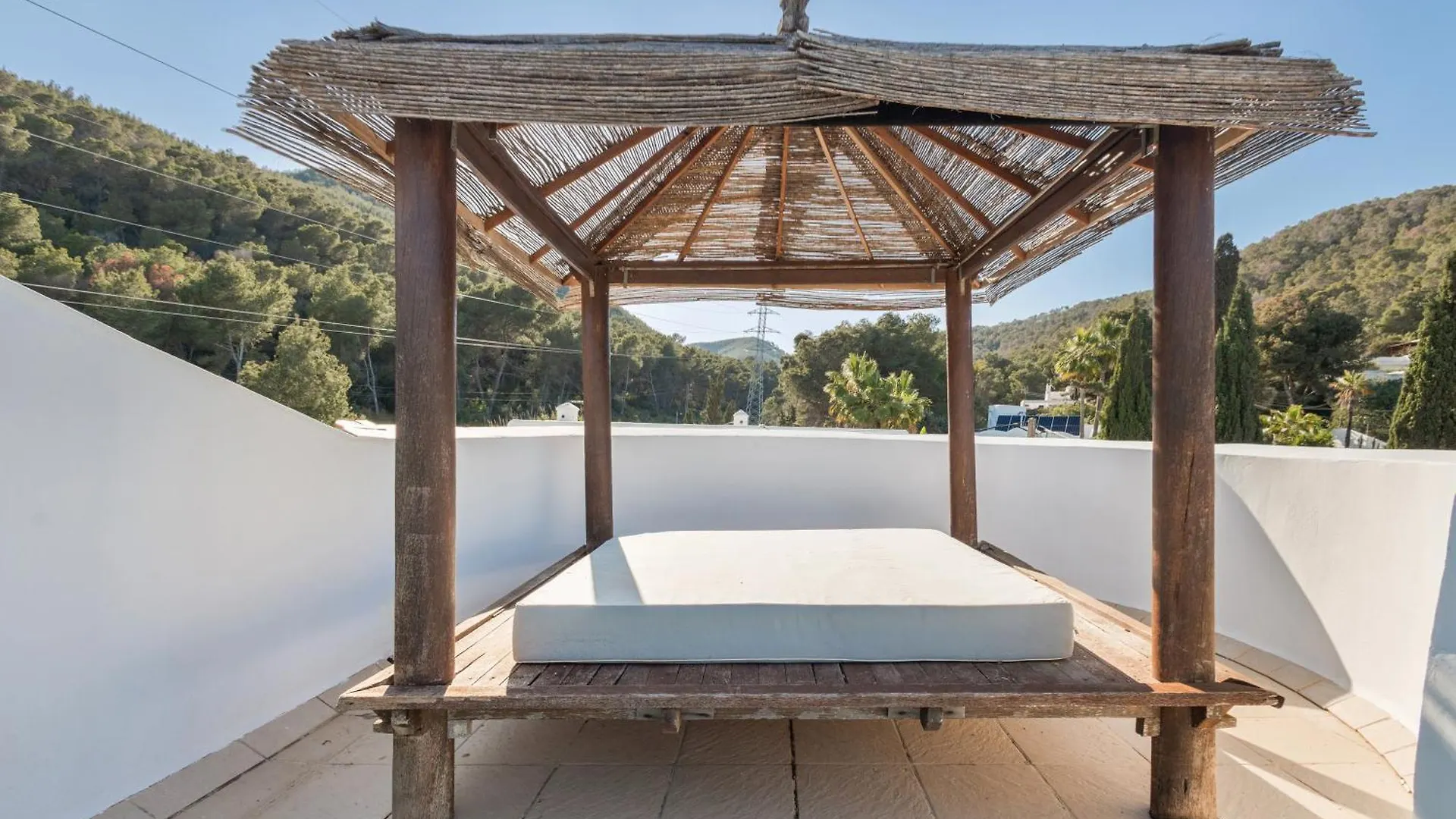Villa Retreats Санта-Эулалия-дель-Рио