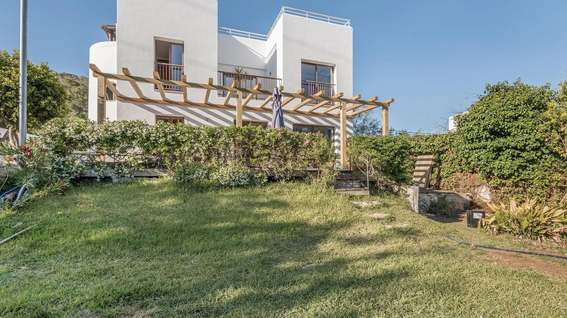 Villa Retreats Санта-Эулалия-дель-Рио
